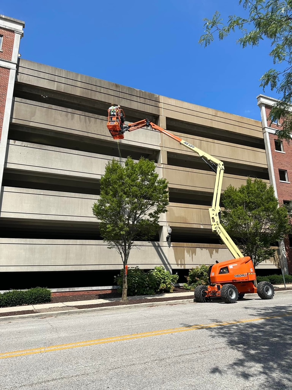 Commercial Building Pressure Washing in West Lafayette IN